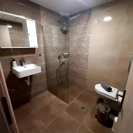 Apartman Nefelis Néi Póri