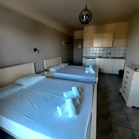 Nefelis Lejlighed Néoi Póroi