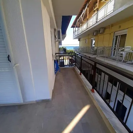 Nefelis Néi Póri