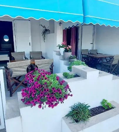 Apartman Nefelis Néi Póri
