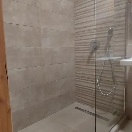 Apartman Nefelis *