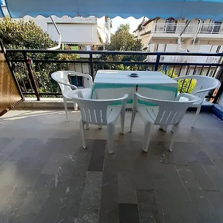 Nefelis Apartment