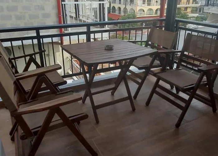 Nefelis Néoi Póroi