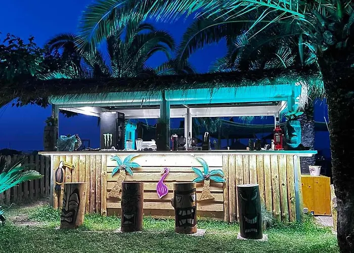 Nefelis Néoi Póroi